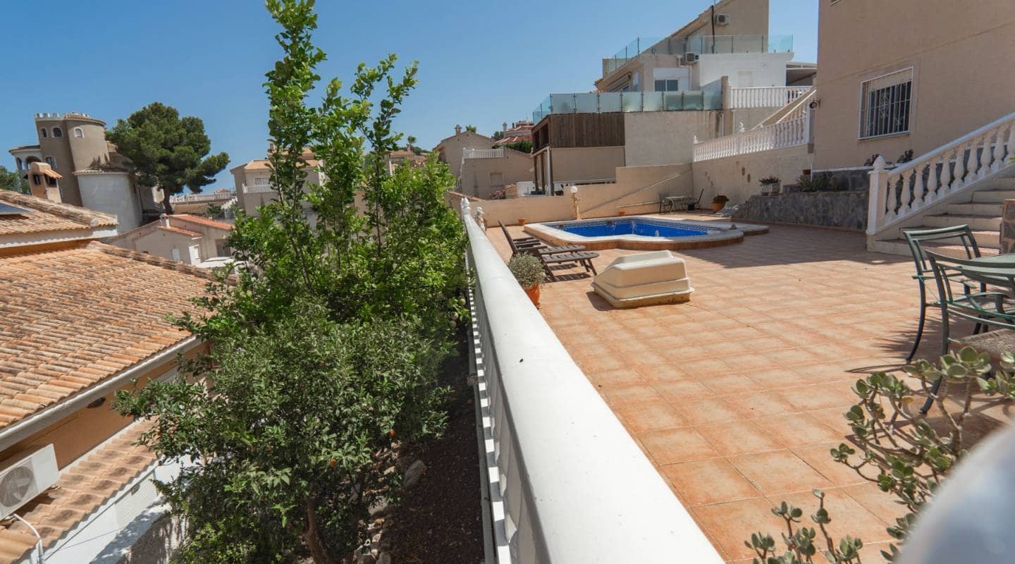 3 makuuhuone Huvila myytävänä paikassa La Marquesa - 299 950 € (Ref: 9127415)