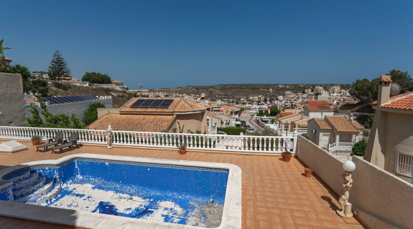 3 makuuhuone Huvila myytävänä paikassa La Marquesa - 299 950 € (Ref: 9127415)