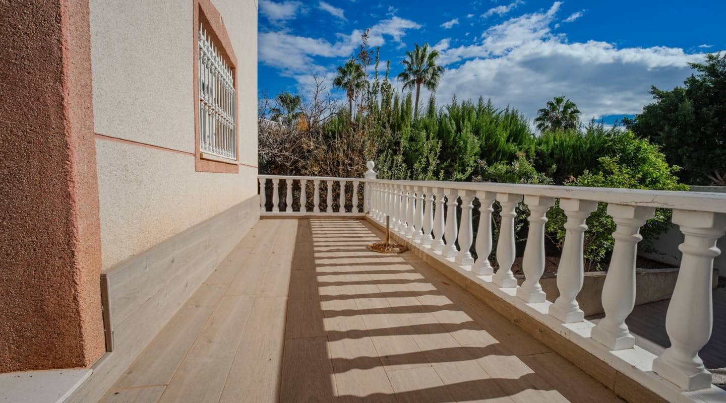 5 makuuhuone Huvila myytävänä paikassa Dona Pepa - 680 000 € (Ref: 9127417)