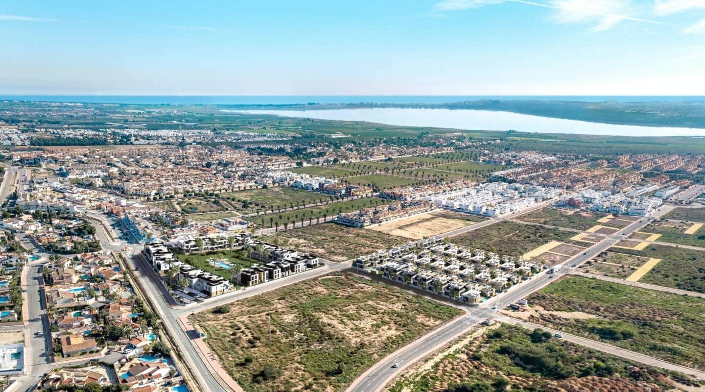 3 soveværelse Villa til salg i Ciudad Quesada med swimmingpool - € 496.000 (Ref: 9223601)