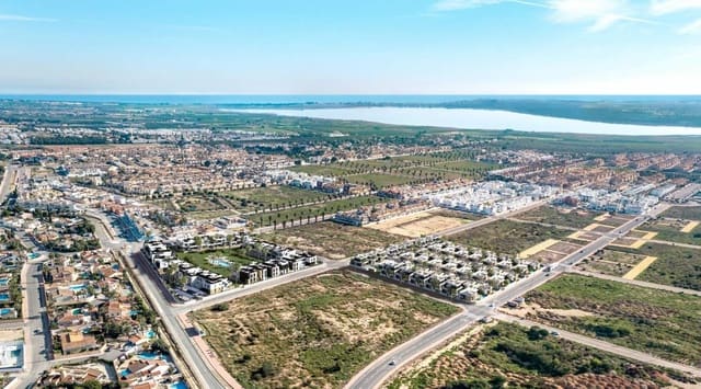 3 soveværelse Villa til salg i Ciudad Quesada, Rojales med swimmingpool - € 496.000 (Ref: 9223601)