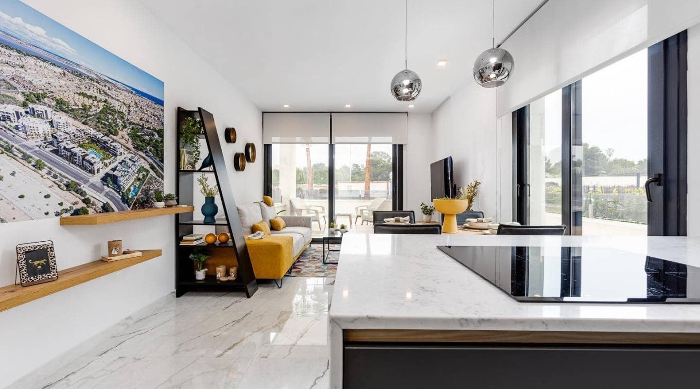 Chalet de 3 habitaciones en Ciudad Quesada en venta con piscina - 496.000 € (Ref: 9223602)