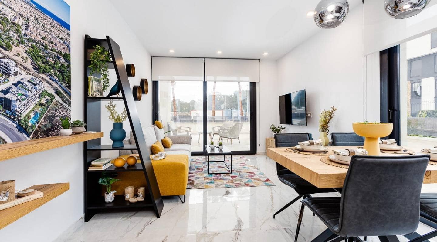 Chalet de 3 habitaciones en Ciudad Quesada en venta con piscina - 496.000 € (Ref: 9223602)