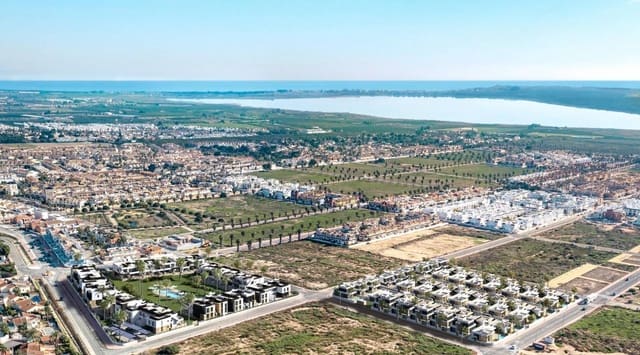 Chalet de 3 habitaciones en Ciudad Quesada, Rojales en venta con piscina - 496.000 € (Ref: 9223602)