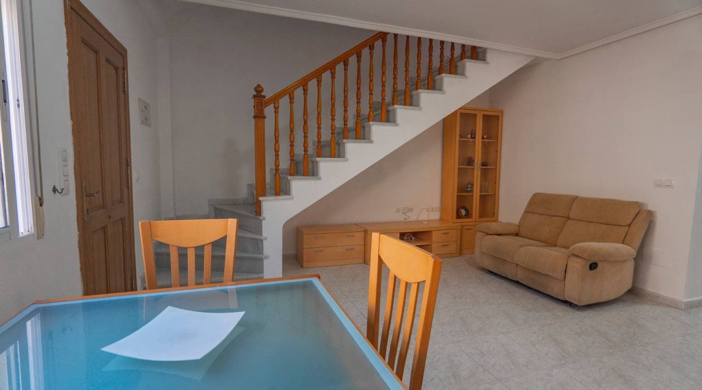 3 bedroom Villa for sale in Ciudad Quesada with pool - € 164,950 (Ref: 9289476)