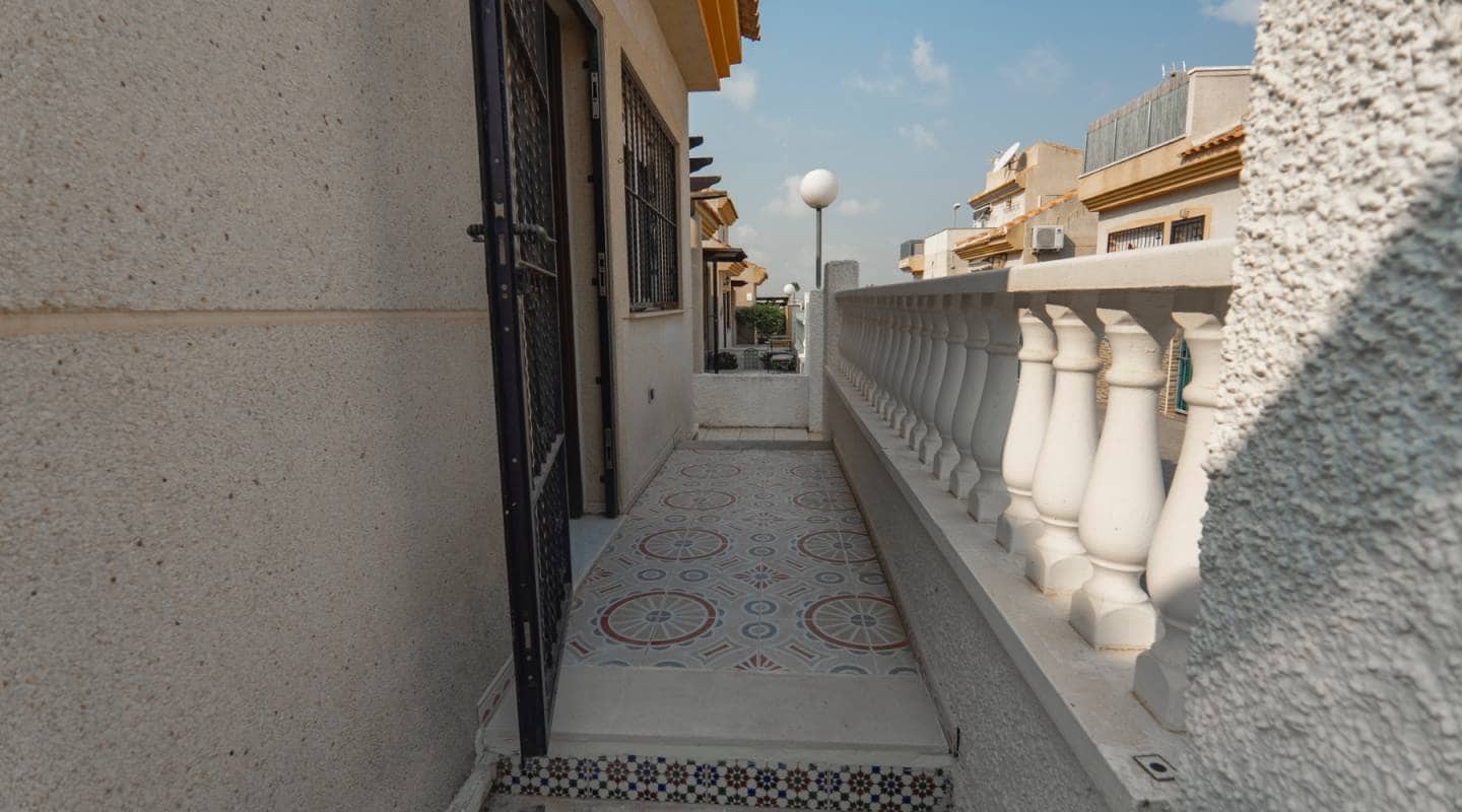 3 bedroom Villa for sale in Ciudad Quesada with pool - € 164,950 (Ref: 9289476)