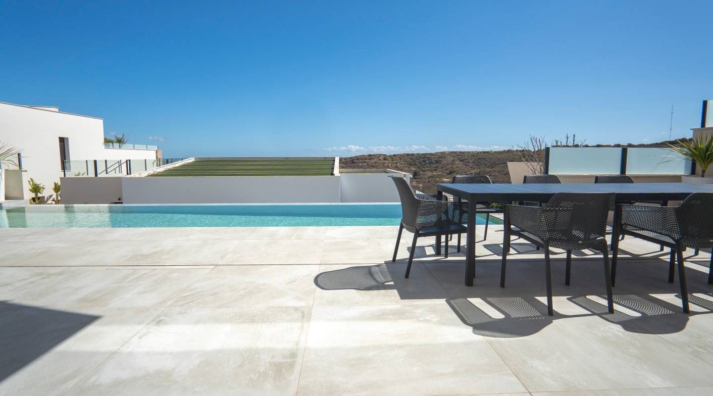 5 soveværelse Villa til salg i Ciudad Quesada med swimmingpool - € 795.000 (Ref: 9289478)