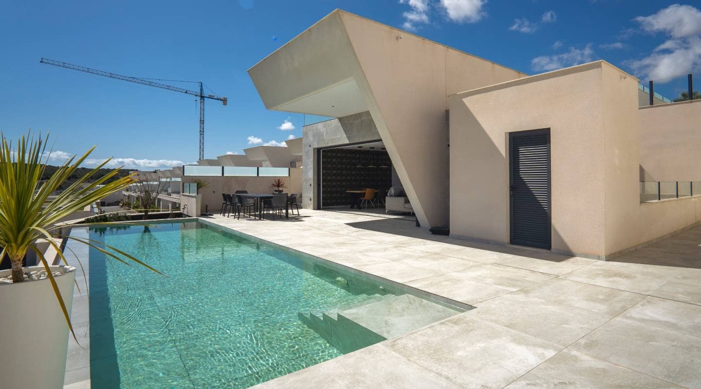 5 soveværelse Villa til salg i Ciudad Quesada med swimmingpool - € 795.000 (Ref: 9289478)