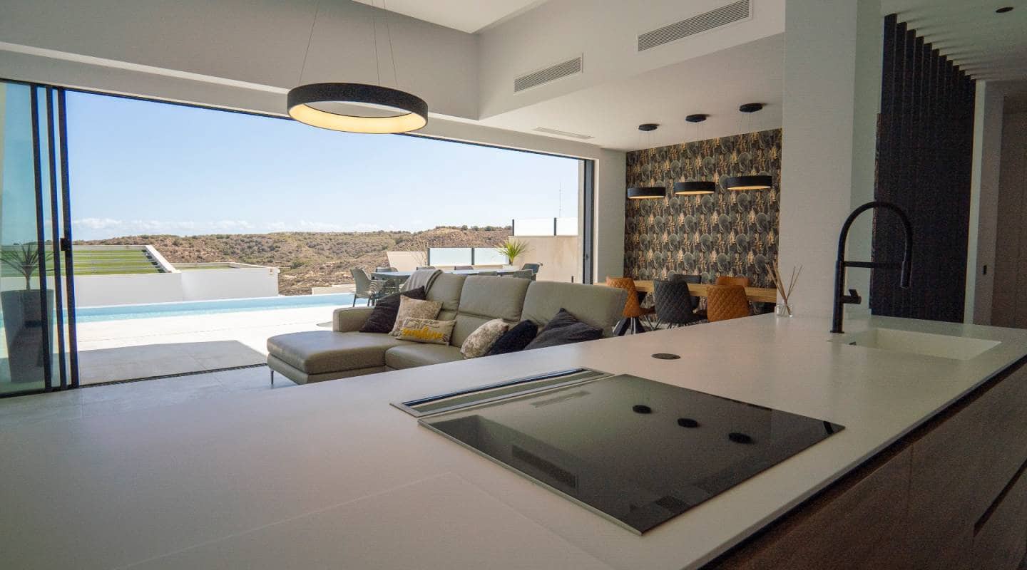 5 soveværelse Villa til salg i Ciudad Quesada med swimmingpool - € 795.000 (Ref: 9289478)