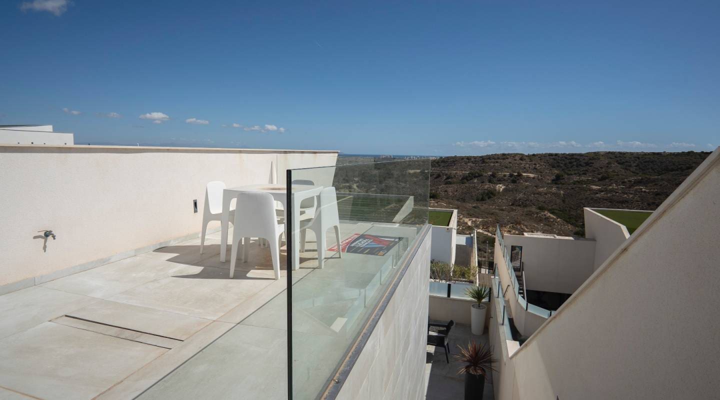 5 soveværelse Villa til salg i Ciudad Quesada med swimmingpool - € 795.000 (Ref: 9289478)