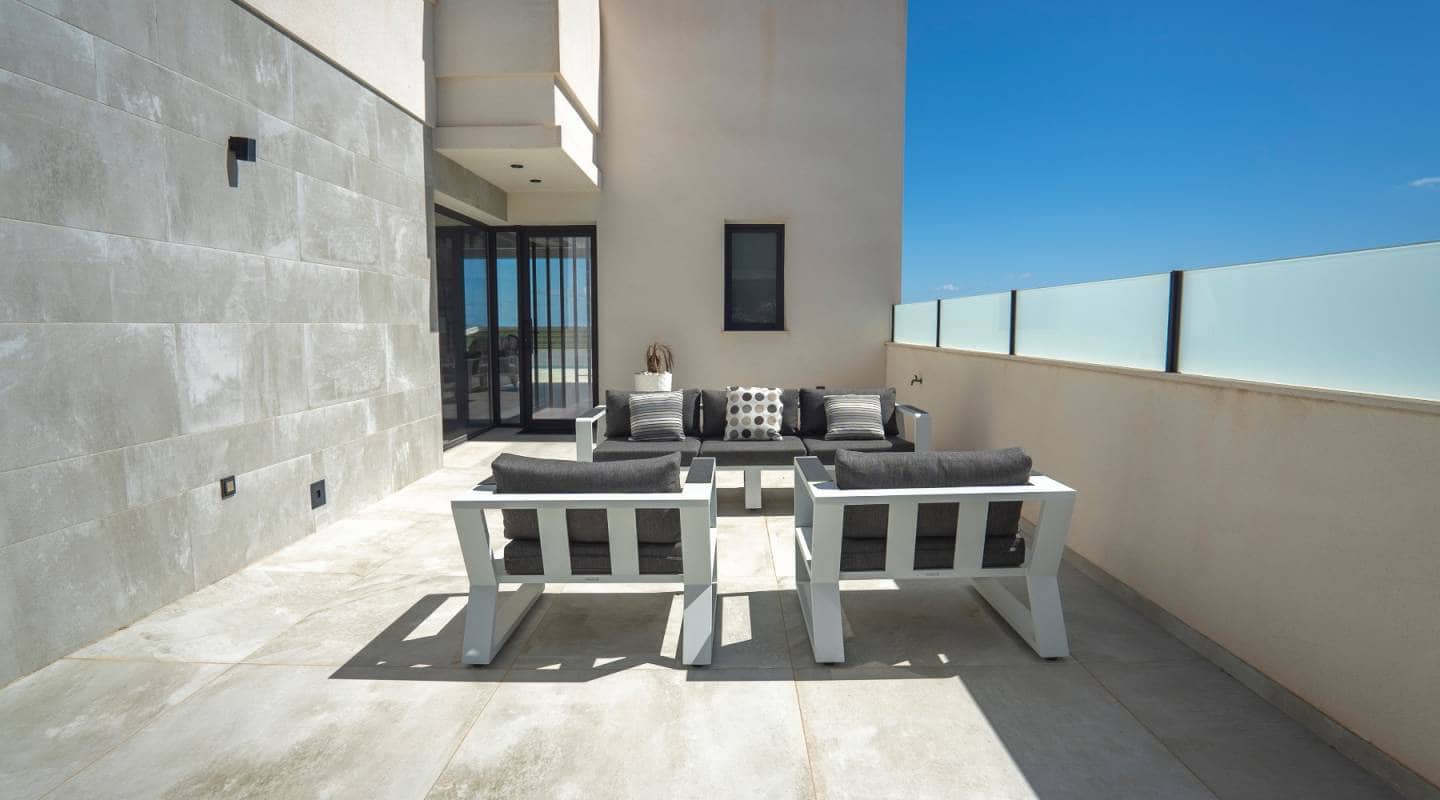 5 soveværelse Villa til salg i Ciudad Quesada med swimmingpool - € 795.000 (Ref: 9289478)