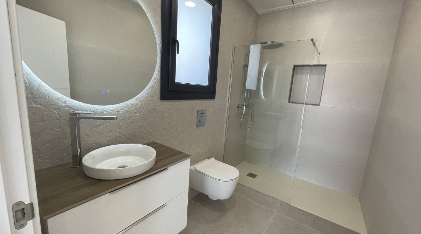 3 bedroom Villa for sale in Ciudad Quesada with pool - € 799,900 (Ref: 9289482)