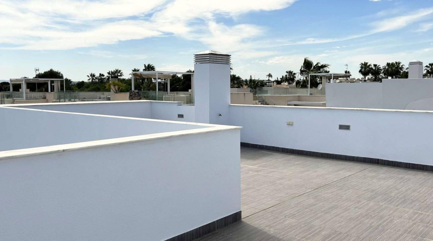 3 bedroom Villa for sale in Ciudad Quesada with pool - € 529,000 (Ref: 9289483)