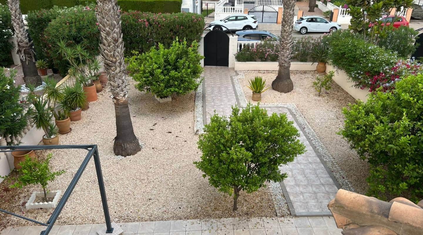 3 Zimmer Villa zu verkaufen in Villamartin mit Pool - 369.000 € (Ref: 9311214)