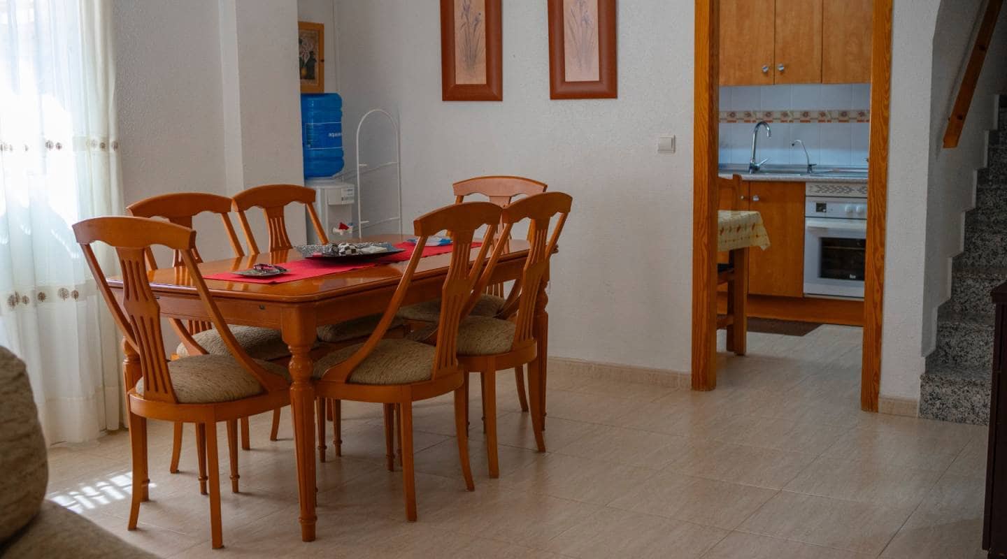 3 sovrum Semi-fristående Villa till salu i Ciudad Quesada med pool - 219 950 € (Ref: 9311216)