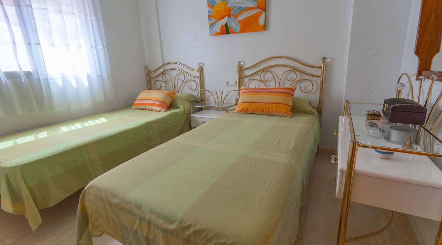 3 sovrum Semi-fristående Villa till salu i Ciudad Quesada med pool - 219 950 € (Ref: 9311216)