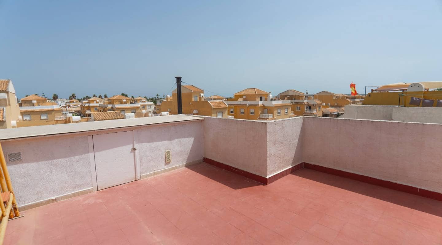 3 sovrum Semi-fristående Villa till salu i Ciudad Quesada med pool - 219 950 € (Ref: 9311216)