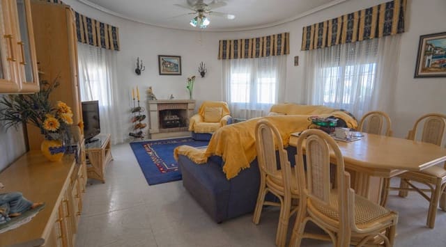 3 bedroom Villa for sale in Ciudad Quesada, Rojales with pool - € 380,000 (Ref: 9311217)