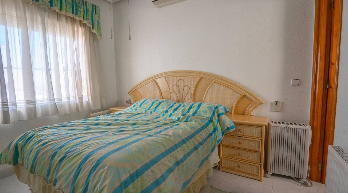 3 bedroom Villa for sale in Ciudad Quesada with pool - € 380,000 (Ref: 9311217)