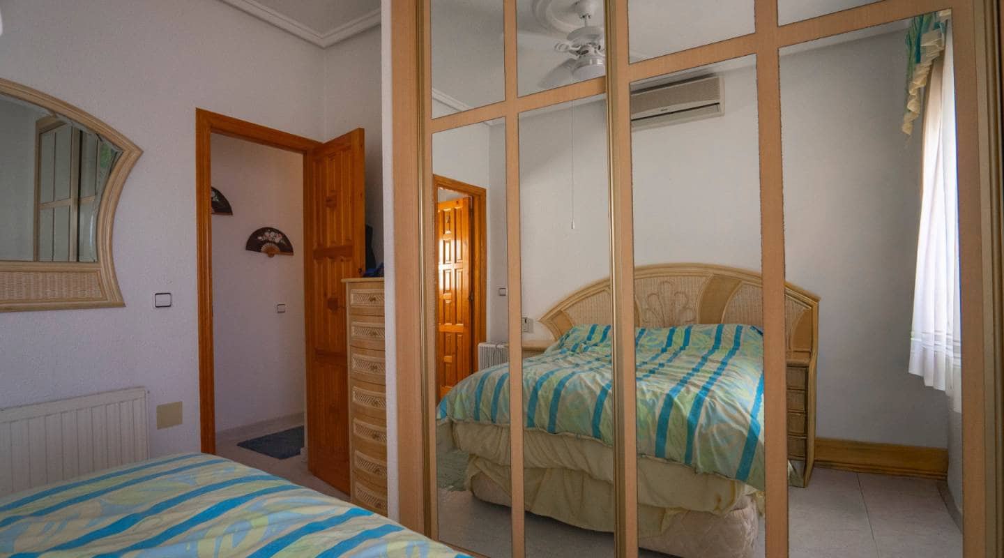 3 bedroom Villa for sale in Ciudad Quesada with pool - € 380,000 (Ref: 9311217)