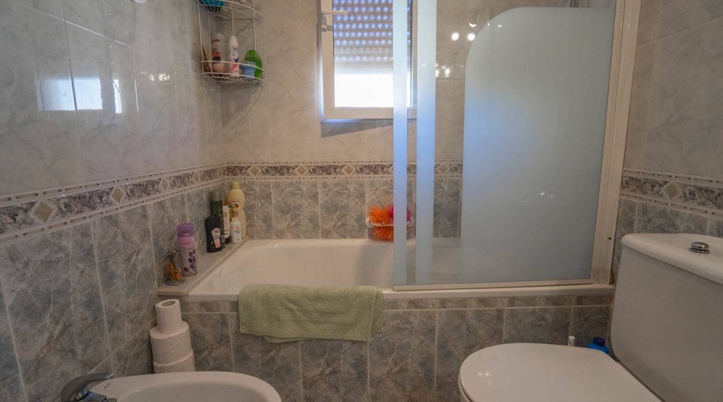 3 bedroom Villa for sale in Ciudad Quesada with pool - € 380,000 (Ref: 9311217)