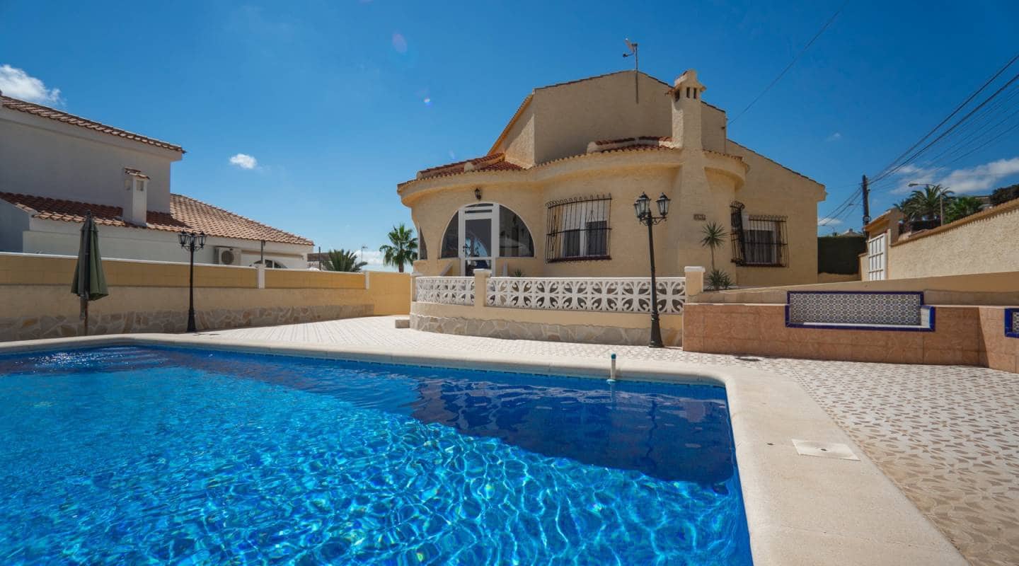 3 bedroom Villa for sale in Ciudad Quesada with pool - € 380,000 (Ref: 9311217)