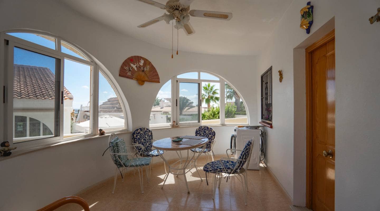 3 bedroom Villa for sale in Ciudad Quesada with pool - € 380,000 (Ref: 9311217)