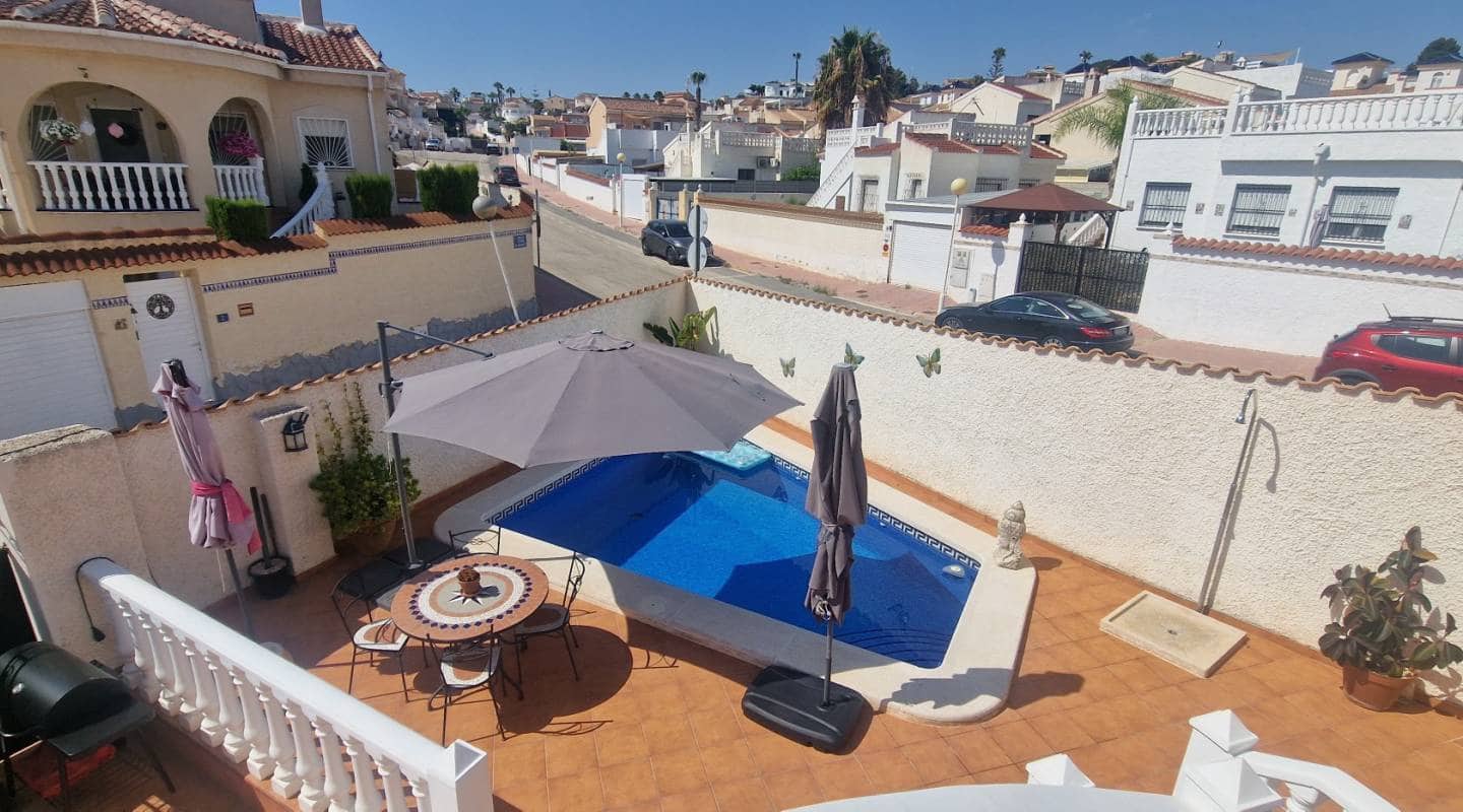 2 soveværelse Villa til salg i La Marquesa med swimmingpool - € 285.000 (Ref: 9311535)