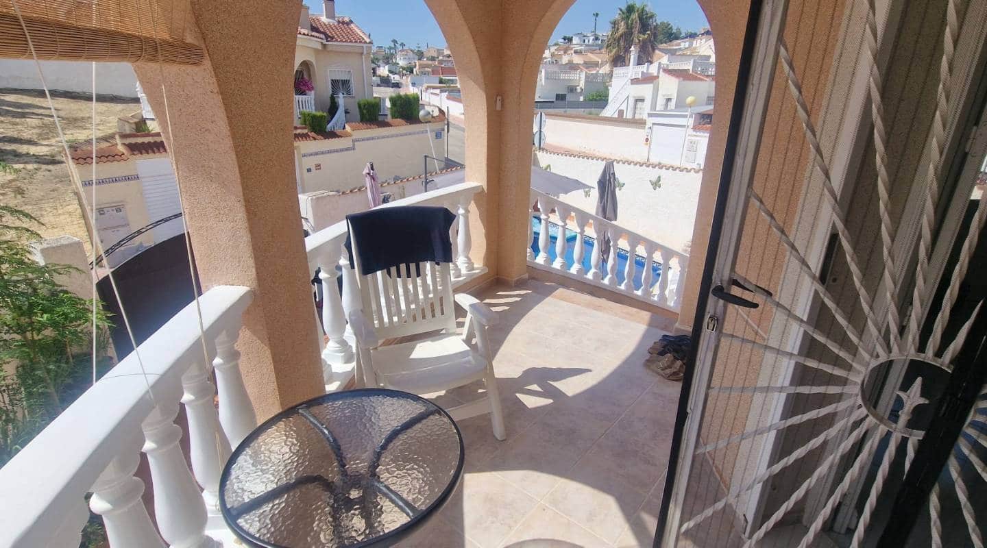 2 soveværelse Villa til salg i La Marquesa med swimmingpool - € 285.000 (Ref: 9311535)