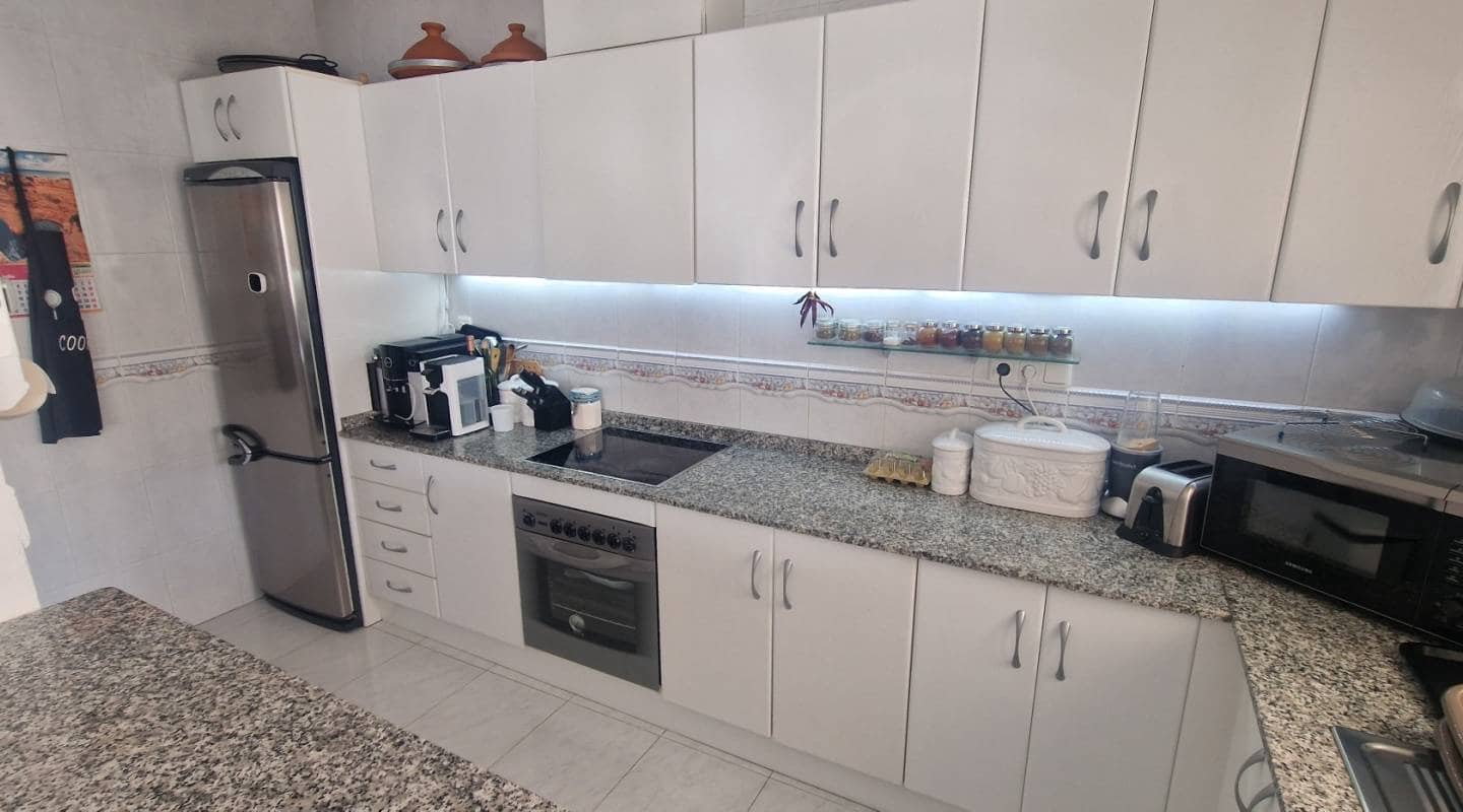 2 soveværelse Villa til salg i La Marquesa med swimmingpool - € 285.000 (Ref: 9311535)