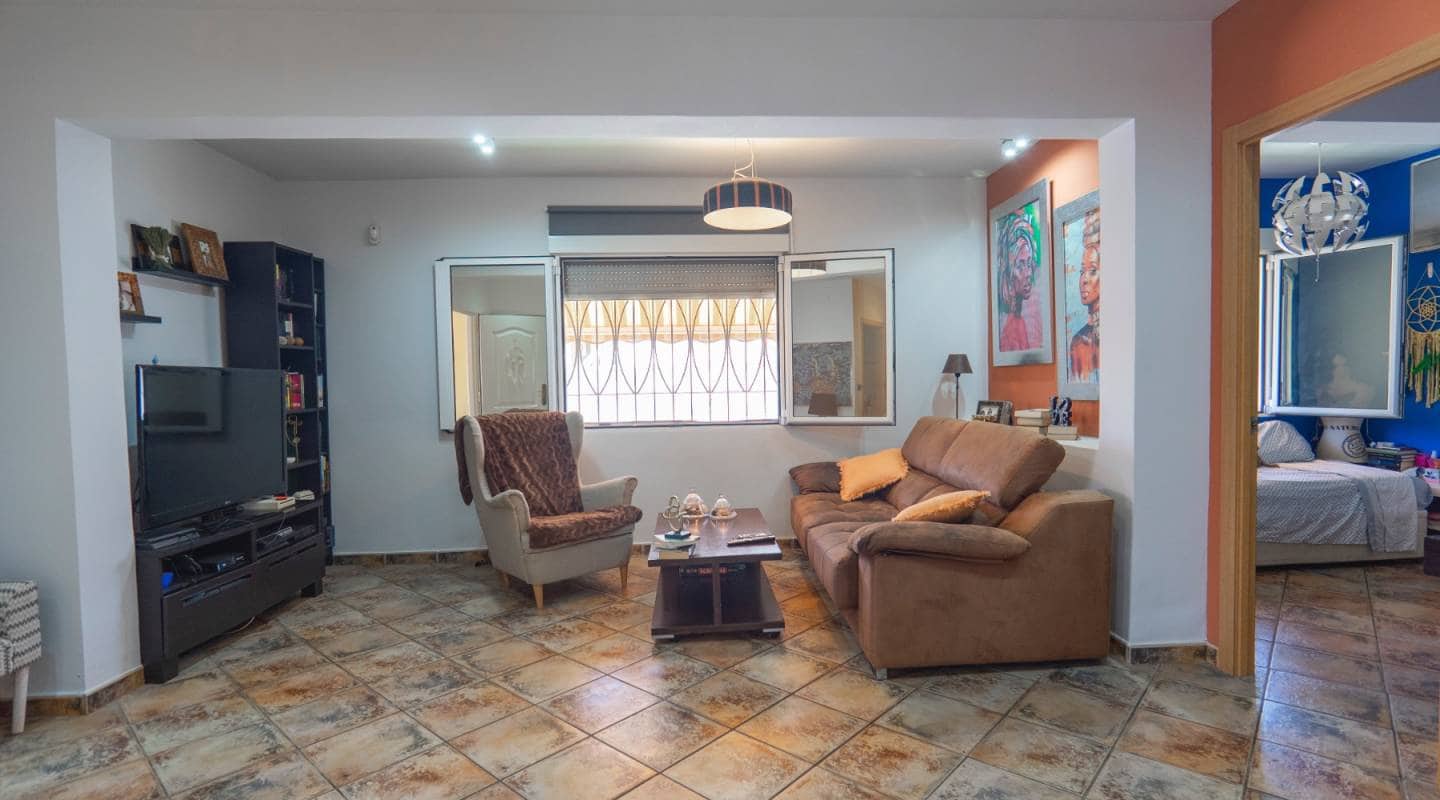 4 bedroom Villa for sale in Ciudad Quesada with pool - € 419,950 (Ref: 9311536)