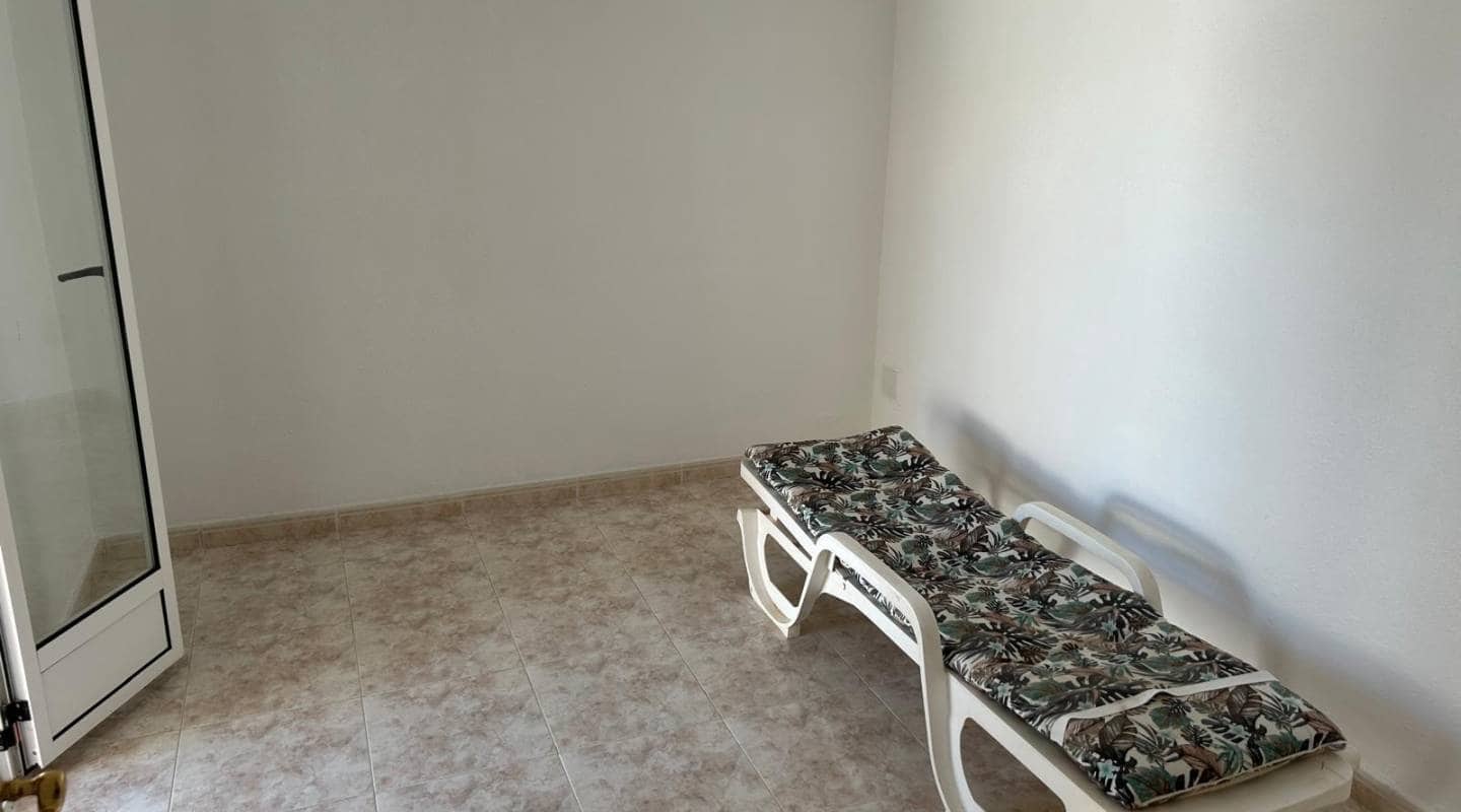 2 bedroom Villa for sale in La Marquesa with pool - € 215,000 (Ref: 9311537)