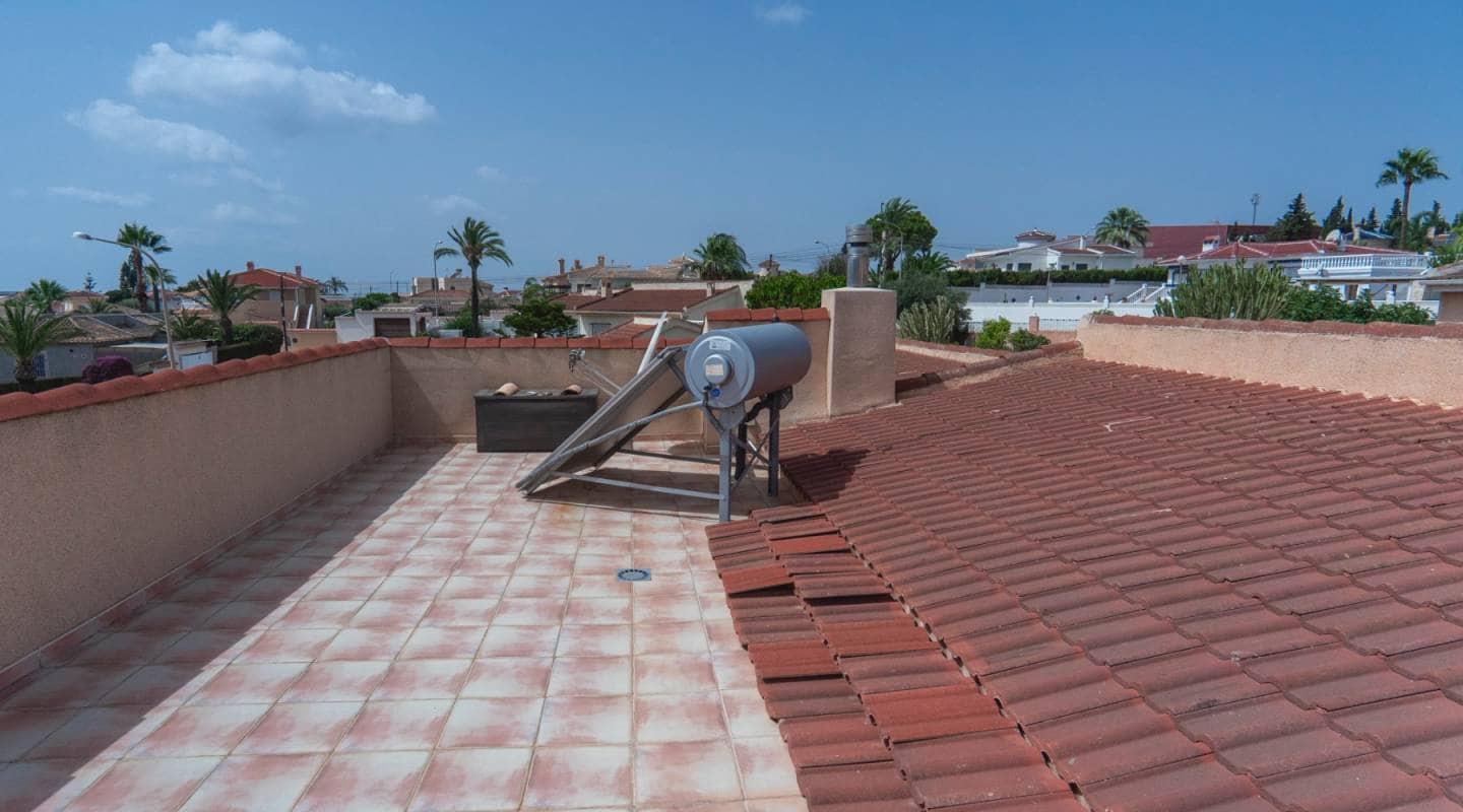 3 camera da letto Villa in vendita in Ciudad Quesada con piscina - 449.950 € (Rif: 9311538)