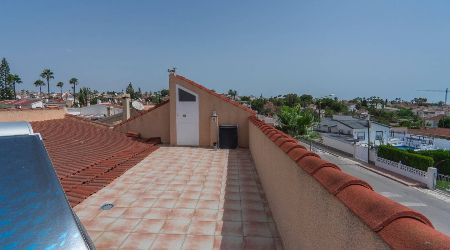 3 camera da letto Villa in vendita in Ciudad Quesada con piscina - 449.950 € (Rif: 9311538)