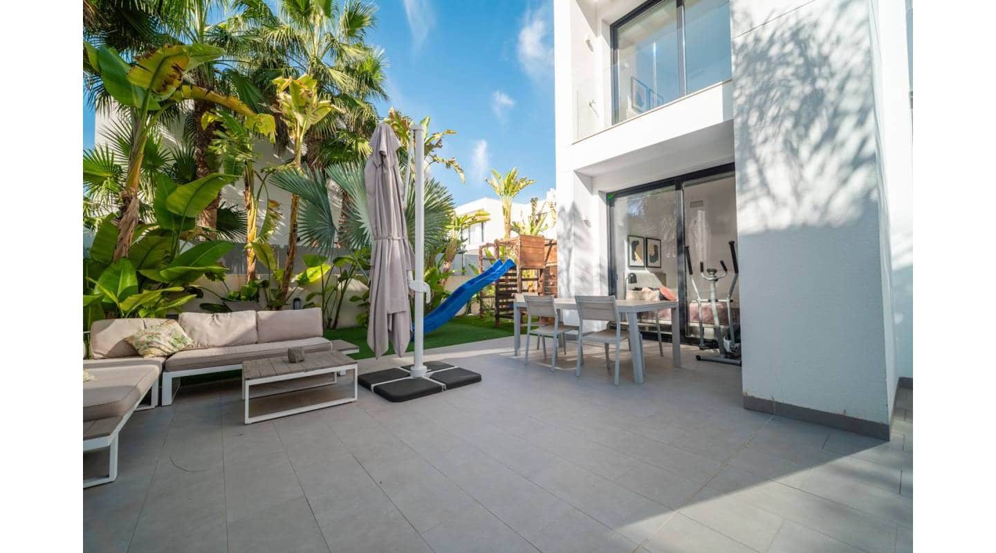 3 sypialnia Willa na sprzedaż w Pueblo Bravo z basenem - 650 000 € (Ref: 9311540)