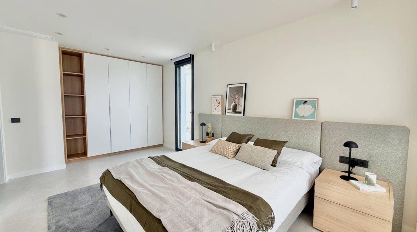 Chalet de 4 habitaciones en Ciudad Quesada en venta con piscina - 995.000 € (Ref: 9313882)