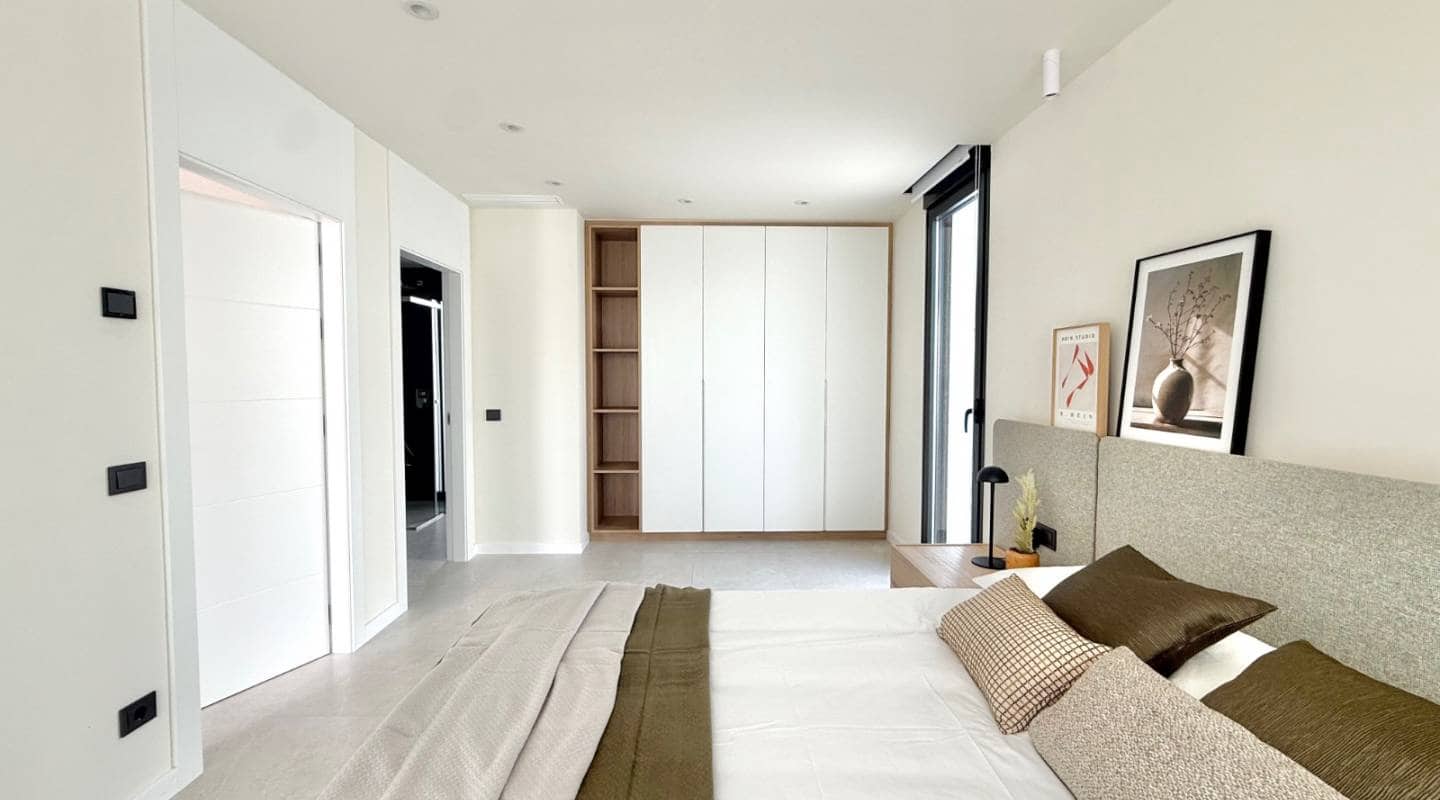 Chalet de 4 habitaciones en Ciudad Quesada en venta con piscina - 995.000 € (Ref: 9313882)