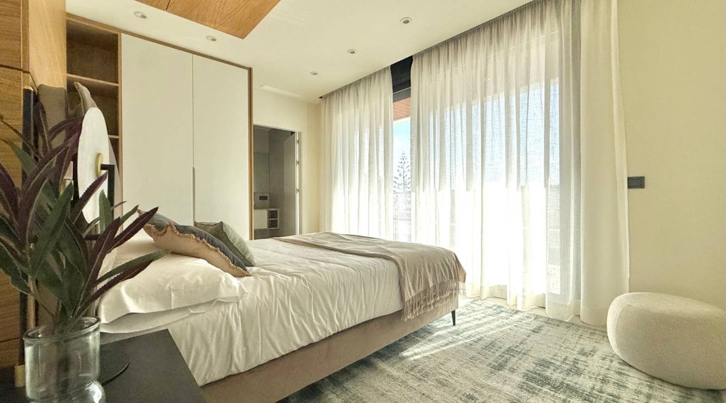 Chalet de 4 habitaciones en Ciudad Quesada en venta con piscina - 995.000 € (Ref: 9313882)