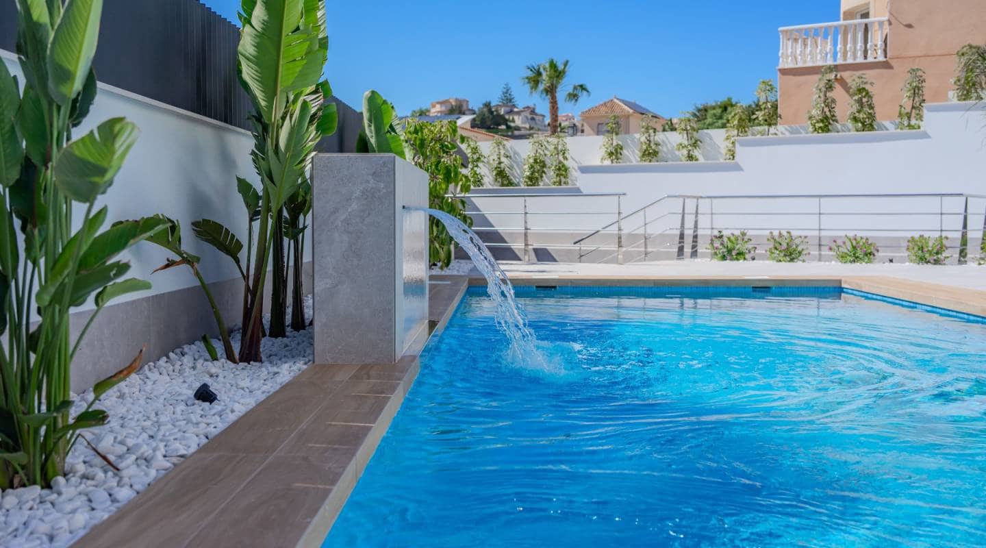 4 soveværelse Villa til salg i Ciudad Quesada med swimmingpool - € 1.150.000 (Ref: 9313882)