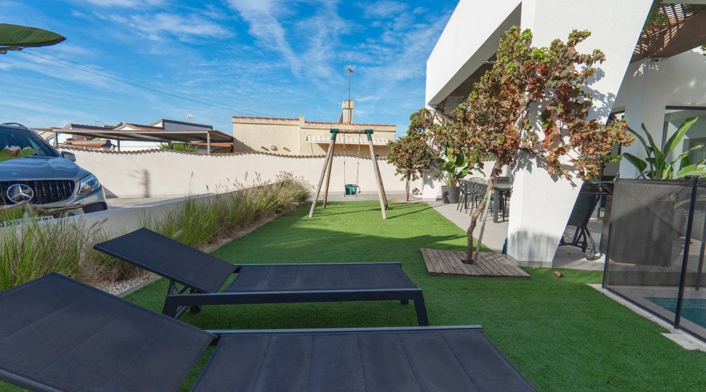 4 bedroom Villa for sale in Ciudad Quesada with pool - € 699,950 (Ref: 9313885)