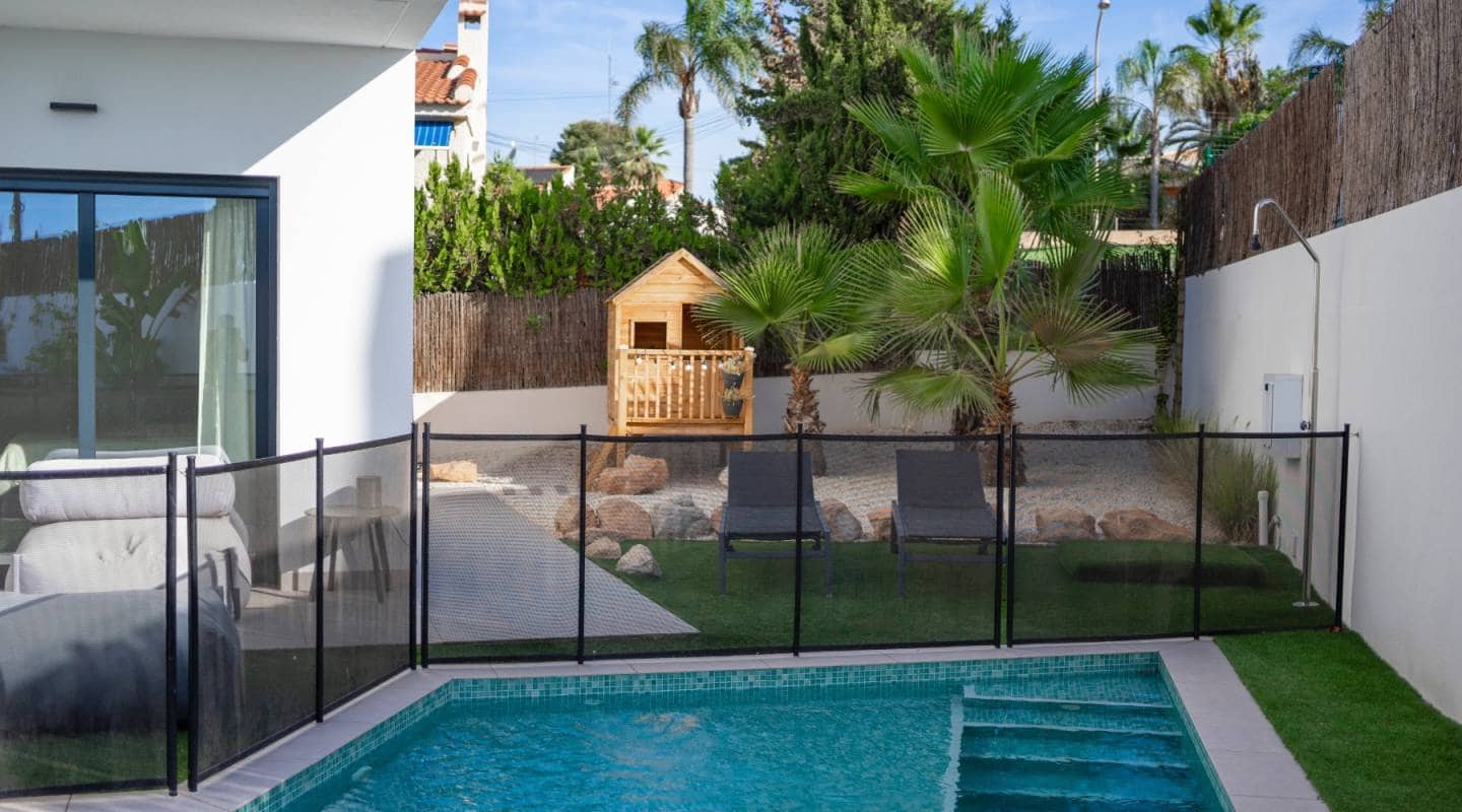 4 bedroom Villa for sale in Ciudad Quesada with pool - € 699,950 (Ref: 9313885)