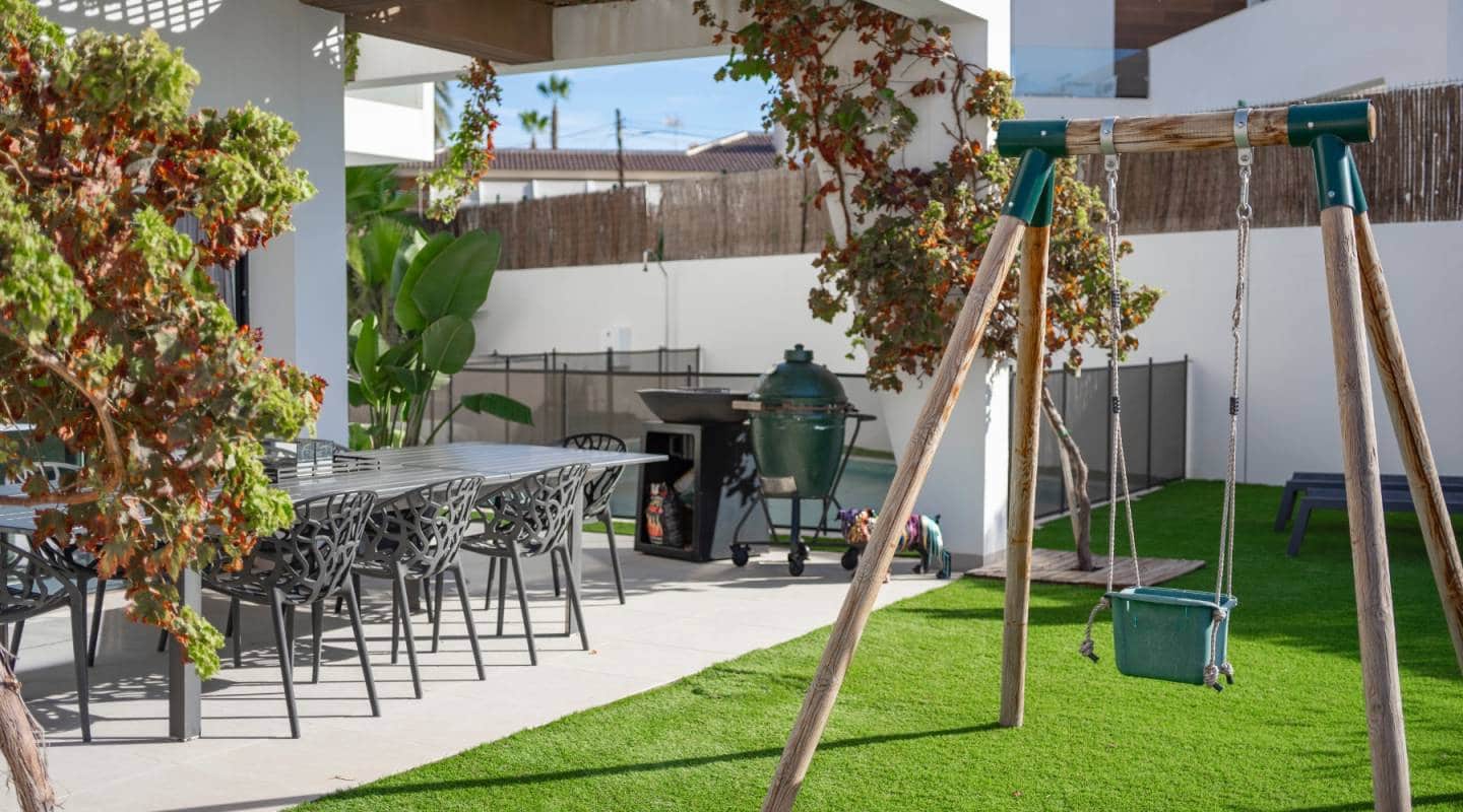 4 bedroom Villa for sale in Ciudad Quesada with pool - € 699,950 (Ref: 9313885)