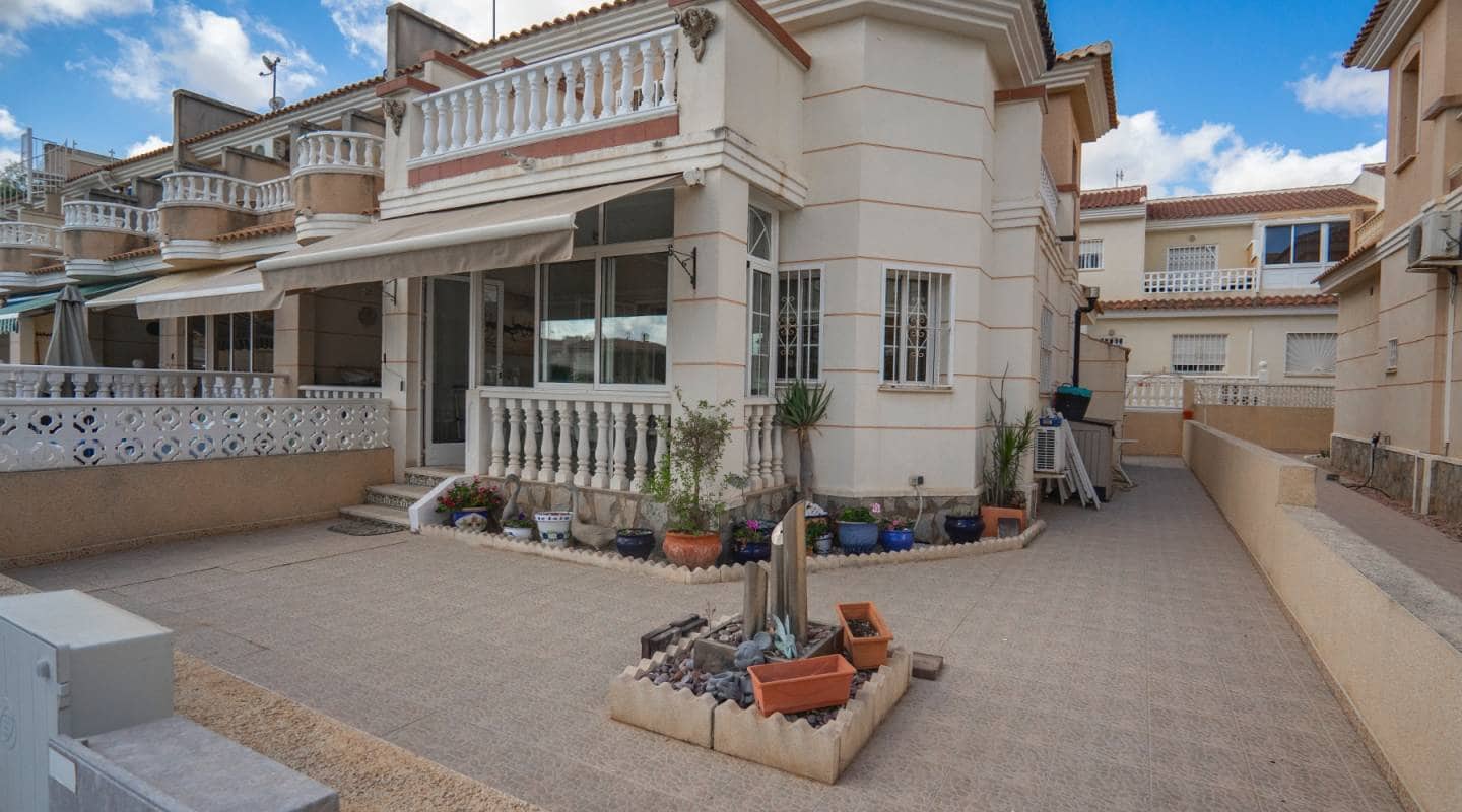 3 sypialnia Dom na sprzedaż w Dona Pepa z basenem - 249 950 € (Ref: 9313886)