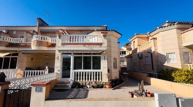 3 makuuhuone Omakotitalo myytävänä paikassa Doña Pepa, Rojales mukana uima-altaan - 249 950 € (Ref: 9313886)