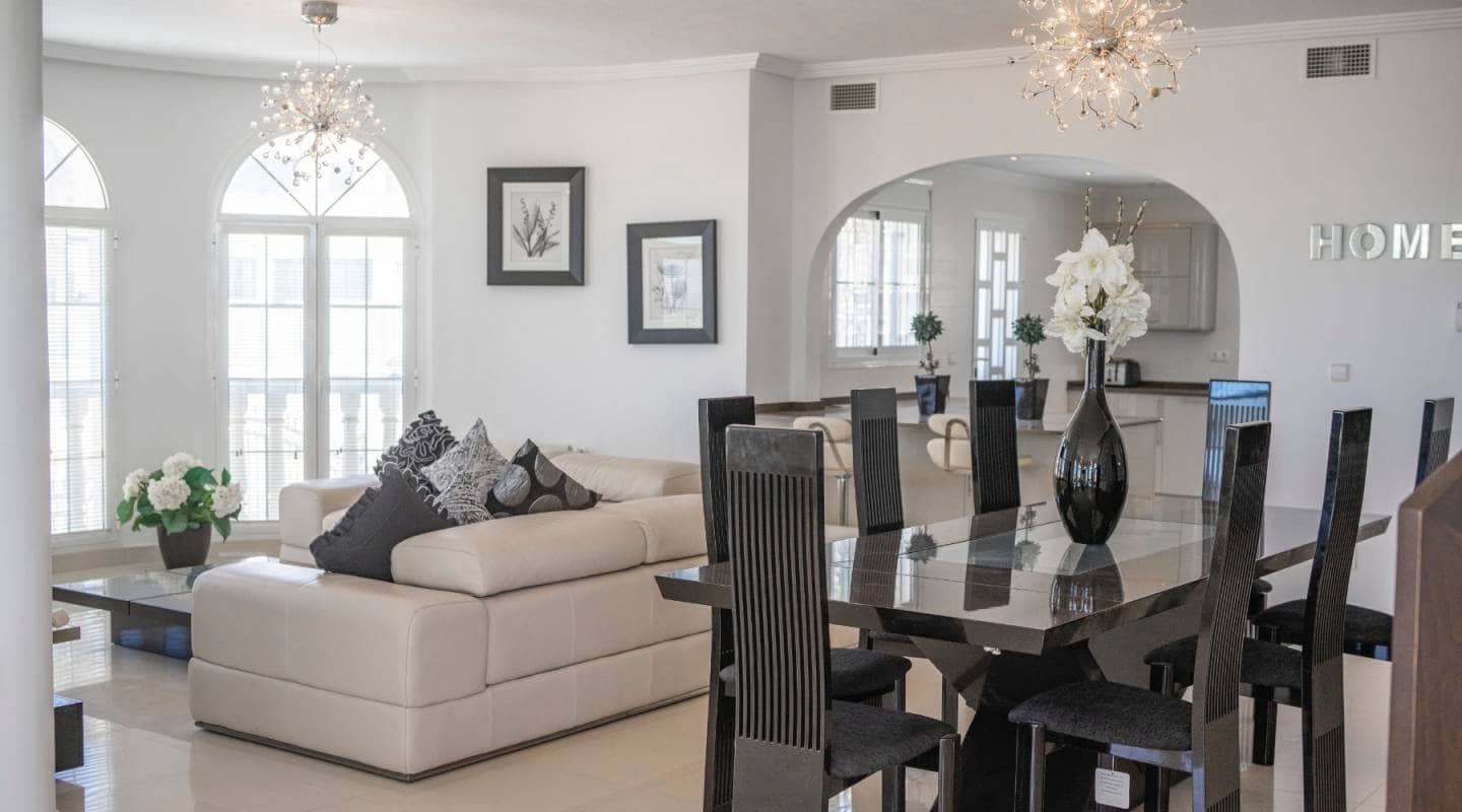 6 bedroom Villa for sale in Ciudad Quesada with pool - € 1,100,000 (Ref: 9313887)