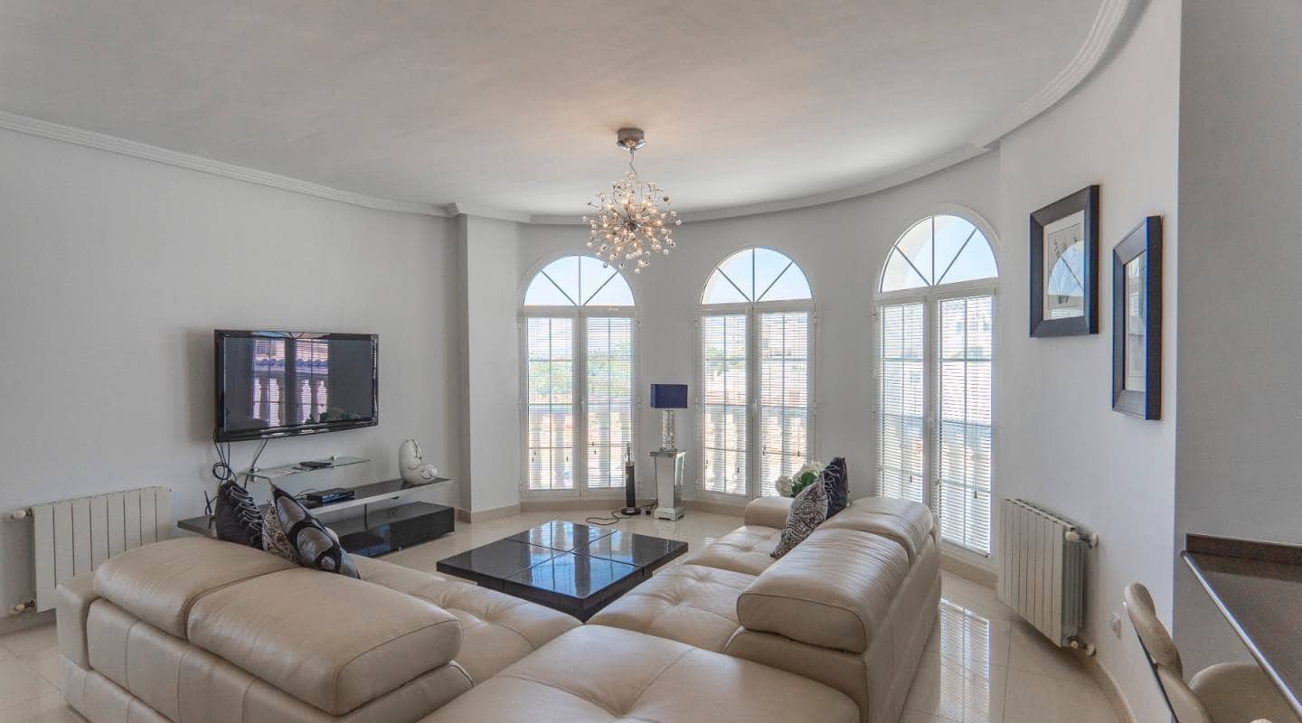 6 bedroom Villa for sale in Ciudad Quesada with pool - € 1,100,000 (Ref: 9313887)