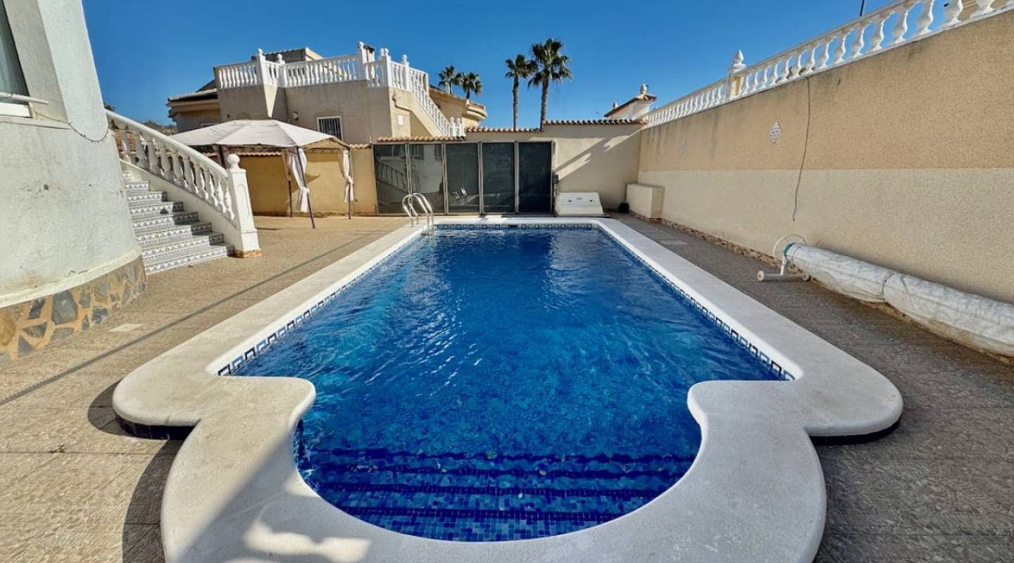 4 soverom Villa til salgs i Lo Pepin med svømmebasseng - € 375 000 (Ref: 9313888)