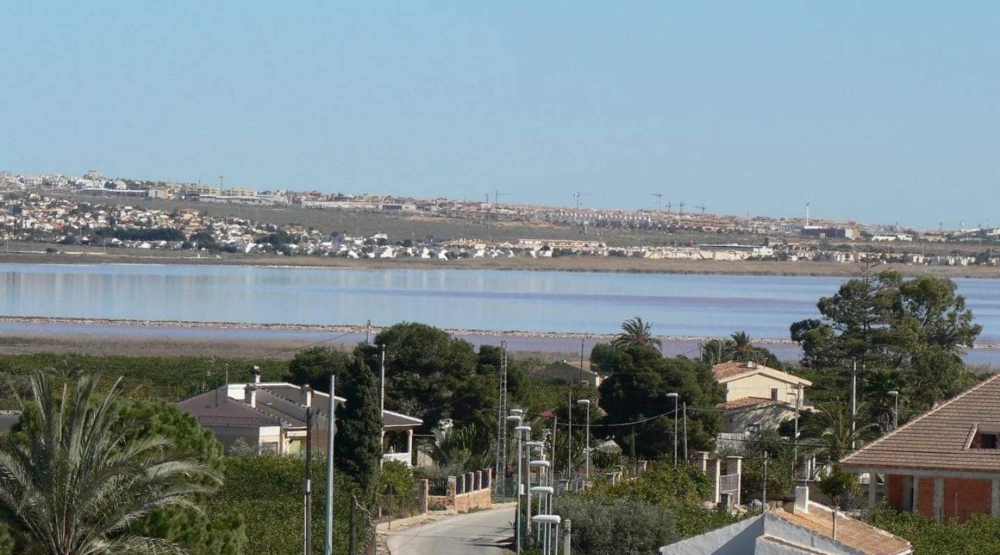 Chalet de 3 habitaciones en Los Montesinos en venta - 409.900 € (Ref: 9319843)