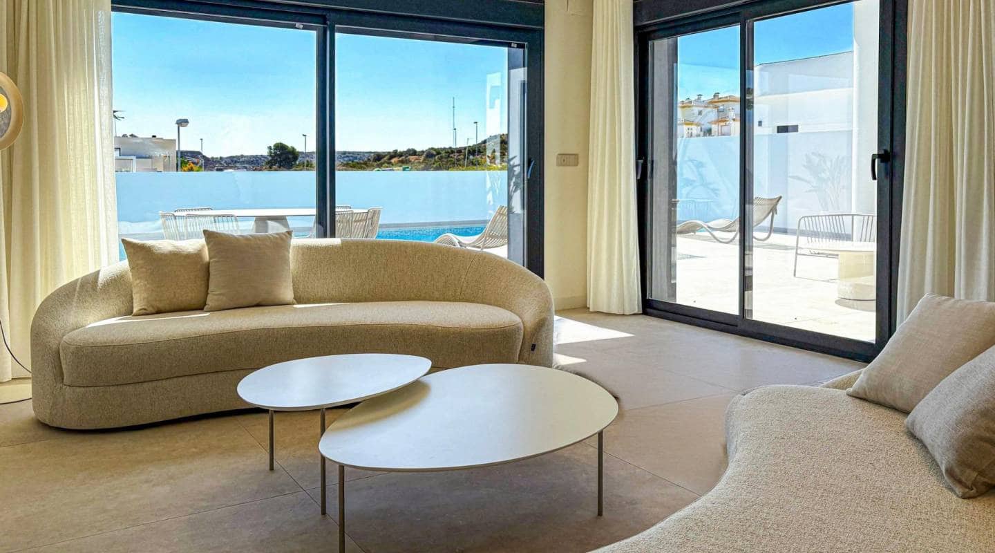 5 soveværelse Villa til salg i Ciudad Quesada med swimmingpool - € 760.000 (Ref: 9357255)