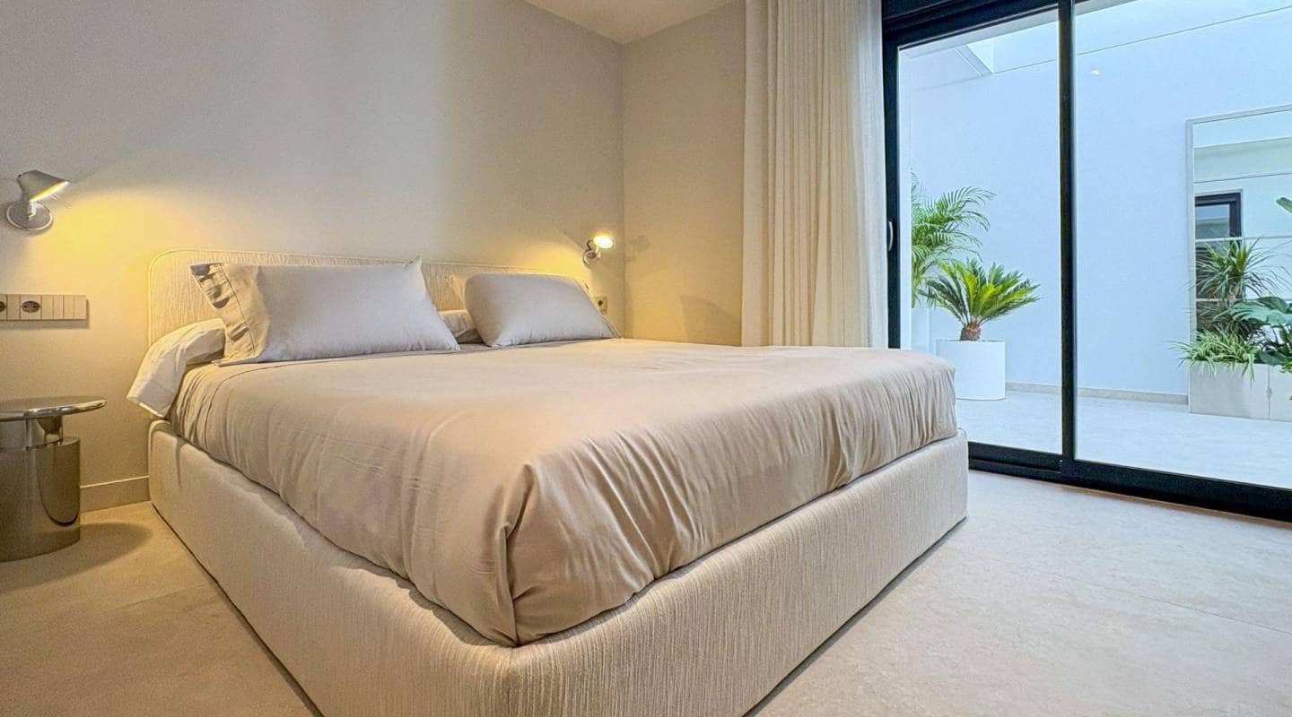 5 soveværelse Villa til salg i Ciudad Quesada med swimmingpool - € 760.000 (Ref: 9357255)